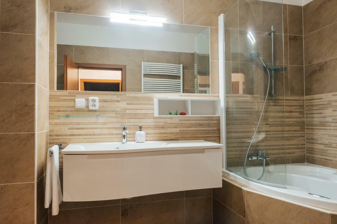 Nobless Apartment برنو المظهر الخارجي الصورة