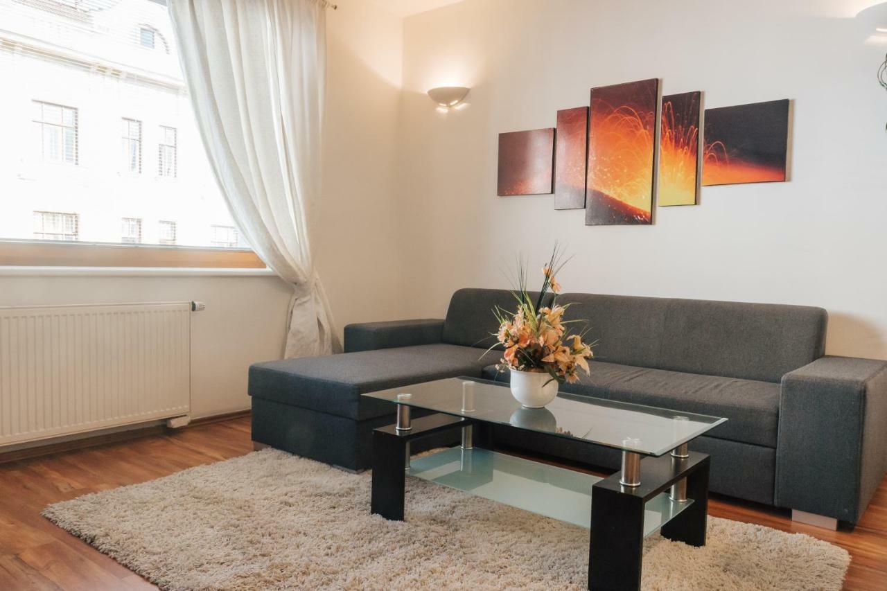 Nobless Apartment برنو المظهر الخارجي الصورة